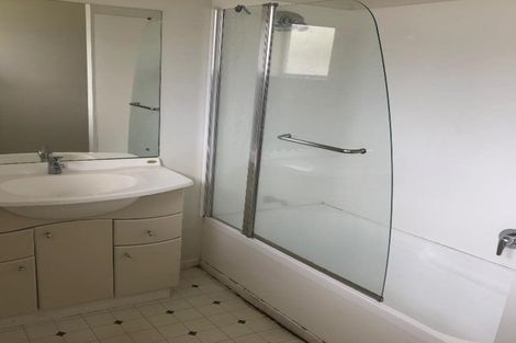 Photo of property in 10 Hetherington Road, Ranui, Auckland, 0612