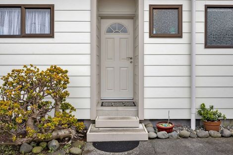 Photo of property in 1/4 Naumai Place, Spotswood, New Plymouth, 4310