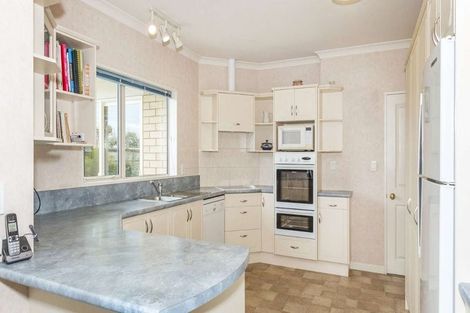 Photo of property in 27 Becmead Drive, Harewood, Christchurch, 8051