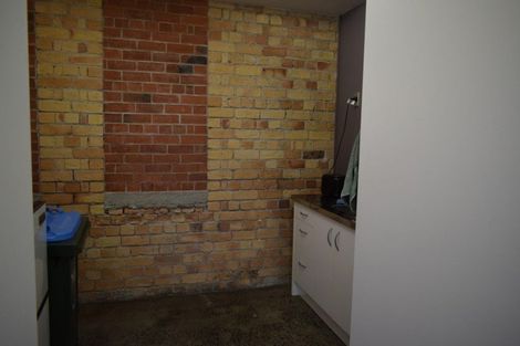 Photo of property in 33 Sale Street, Cockle Bay, Auckland, 2014