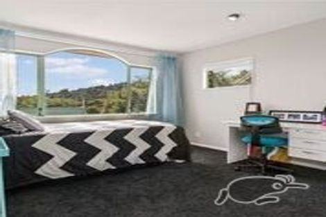 Photo of property in 17 Chedworth Drive, Glenfield, Auckland, 0629