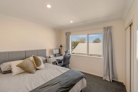 Photo of property in 53 Woodhurst Drive, Casebrook, Christchurch, 8051