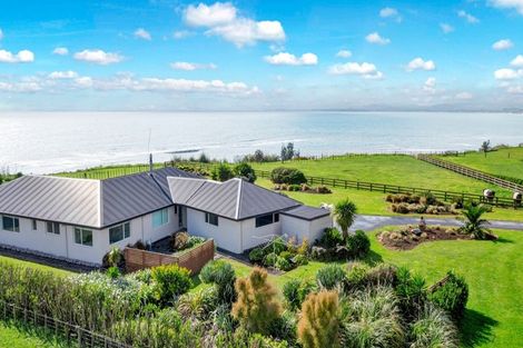 Photo of property in 72 Turangi Road, Motunui, Waitara, 4383