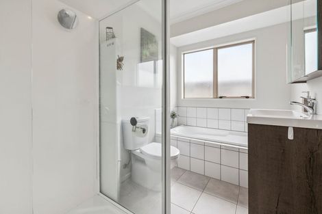 Photo of property in 58 Aspiring Avenue, Flat Bush, Auckland, 2019