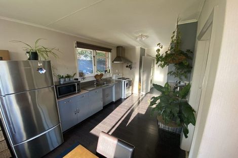 Photo of property in 42 Costley Street, Carterton, 5713