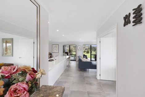 Photo of property in 32 Robert Hastie Drive, Mangawhai, 0573