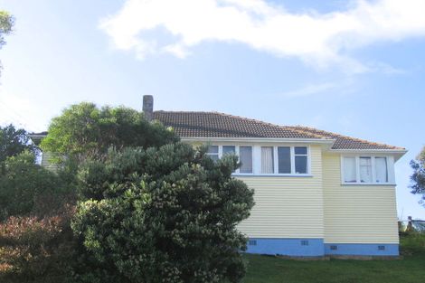 Photo of property in 50 Cornwall Crescent, Cannons Creek, Porirua, 5024