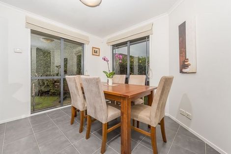 Photo of property in 19 Bradnor Meadows Drive, Swanson, Auckland, 0612