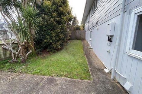 Photo of property in 158 Carlisle Road, Northcross, Auckland, 0632