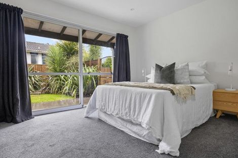 Photo of property in 25 Dunbarton Street, Redwood, Christchurch, 8051