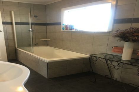 Photo of property in 26 Ravenna Street, Avonhead, Christchurch, 8042