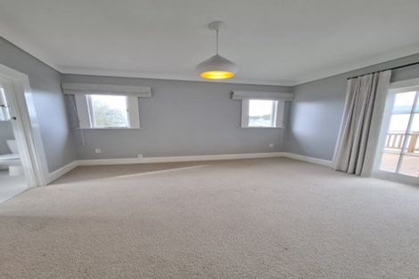 Photo of property in 1/12 Golf Road, New Lynn, Auckland, 0600