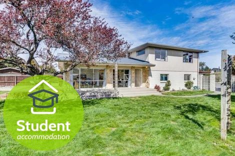 Photo of property in 48 Kent Lodge Avenue, Avonhead, Christchurch, 8042