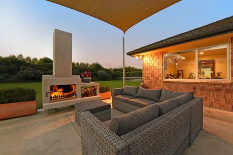 Photo of property in 7 Opal Avenue, Timberlea, Upper Hutt, 5018