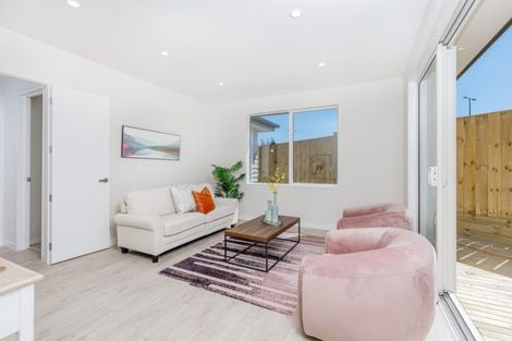 Photo of property in 8 Konoba Avenue, Kumeu, 0810