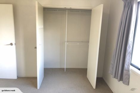 Photo of property in 11 Siena Place, Te Atatu Peninsula, Auckland, 0610