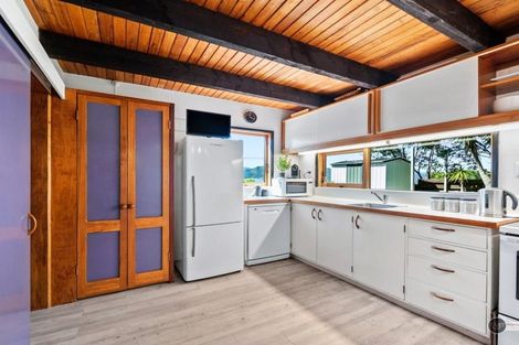 Photo of property in 6 Rondane Place, Tirohanga, Lower Hutt, 5010