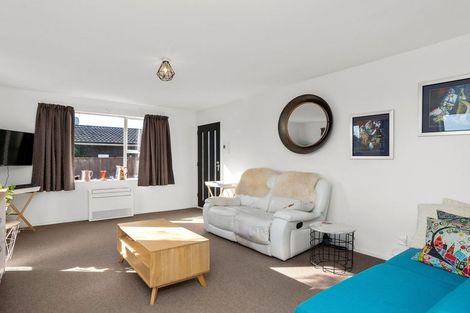 Photo of property in 1/8 Ashwood Street, Parklands, Christchurch, 8083