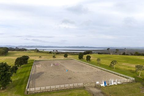 Photo of property in 143c Tuparekura Road, South Head, Helensville, 0874