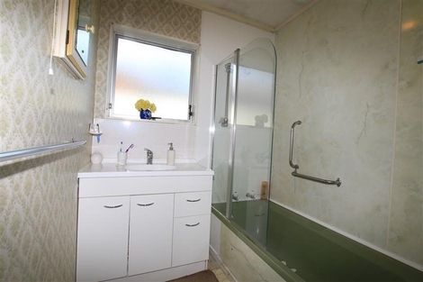 Photo of property in 3/113 Lynwood Road, New Lynn, Auckland, 0600