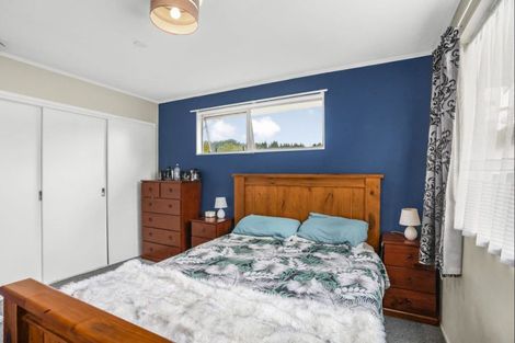Photo of property in 49 Norana Road, Timberlea, Upper Hutt, 5018