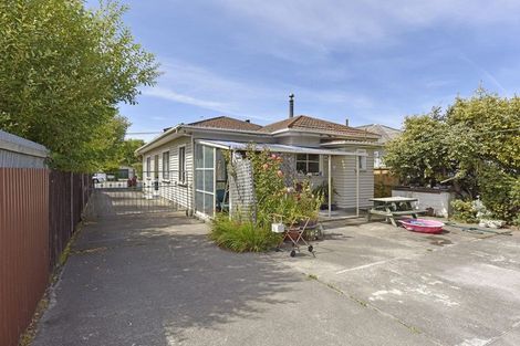 Photo of property in 25 Hargood Street, Woolston, Christchurch, 8062