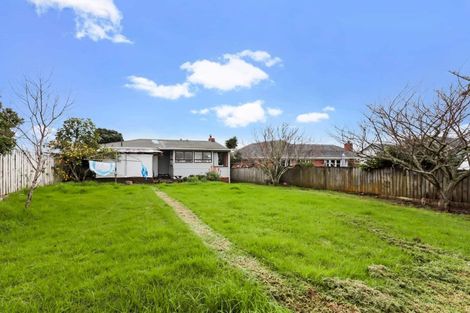 Photo of property in 39 Moire Road, Massey, Auckland, 0614