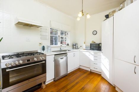 Photo of property in 7 York Avenue, Heretaunga, Upper Hutt, 5018