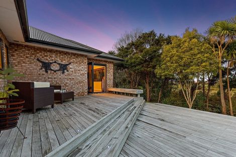 Photo of property in 157e Colwill Road, Massey, Auckland, 0614