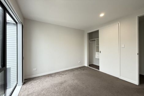 Photo of property in 7/21 Akoranga Drive, Northcote, Auckland, 0627