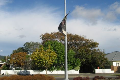 Photo of property in 6 Sutherland Avenue, Silverstream, Upper Hutt, 5019