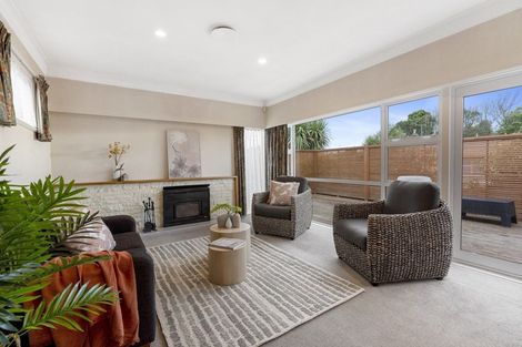 Photo of property in 17 Miles Place, Awapuni, Palmerston North, 4412