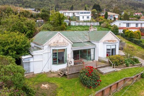 Photo of property in 13 Junction Road, Ravensbourne, Dunedin, 9022