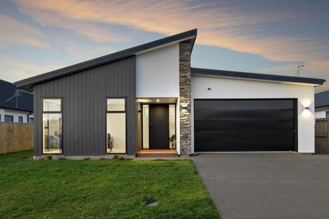 Photo of property in 5 Pipipi Lane, Halswell, Christchurch, 8025