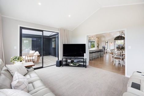 Photo of property in 72 Hartwell Drive, Kelvin Grove, Palmerston North, 4470
