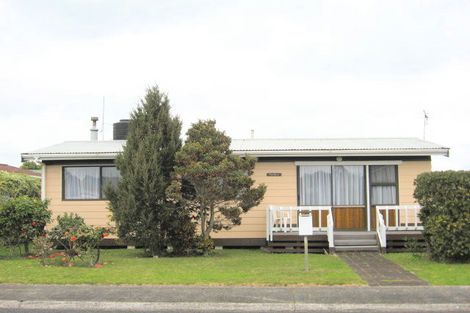 Photo of property in 1 Simpson Place, Whitianga, 3510