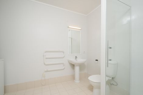 Photo of property in 15b/30 Westward Ho, Glen Eden, Auckland, 0602