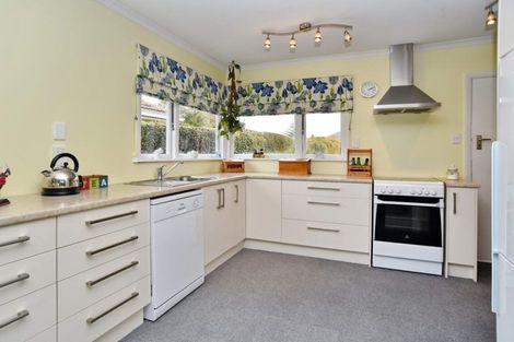 Photo of property in 9 Aurora Street, Hei Hei, Christchurch, 8042