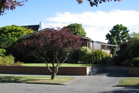 Photo of property in 21 Harrowdale Drive, Avonhead, Christchurch, 8042