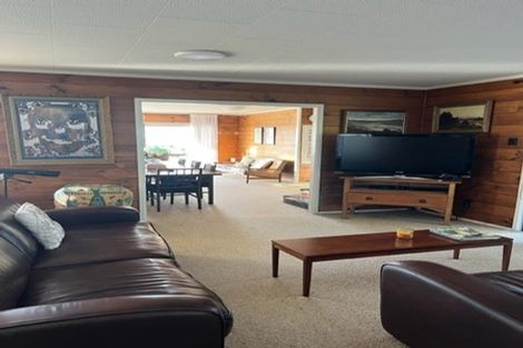 Photo of property in 223 Whirinaki Road, Eskdale, Napier, 4182