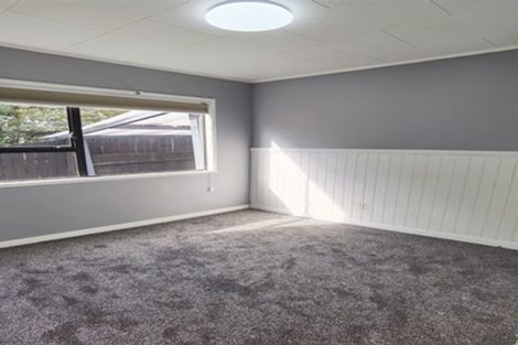 Photo of property in 3 Melia Grove, Goodwood Heights, Auckland, 2105