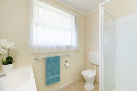 Photo of property in 1/92 Ngatai Road, Otumoetai, Tauranga, 3110