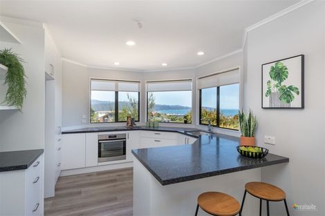 Photo of property in 12a Pekanga Road, Normandale, Lower Hutt, 5010