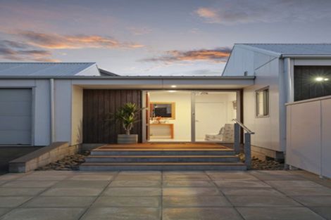 Photo of property in 6a Taylors Avenue, Bryndwr, Christchurch, 8052