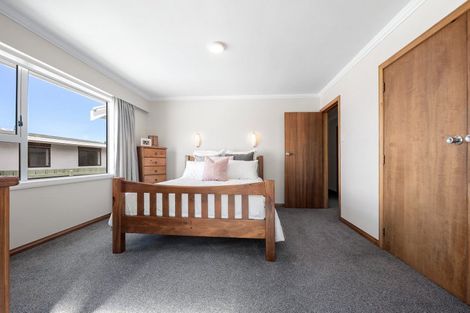 Photo of property in 30 Viewmont Drive, Harbour View, Lower Hutt, 5010
