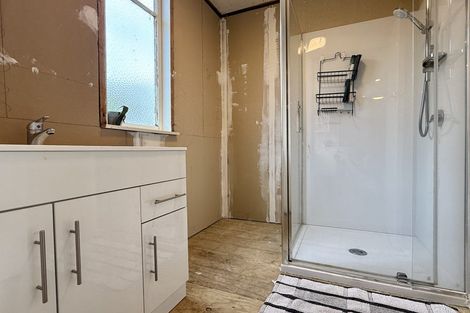 Photo of property in 63 Elles Road, Otautau, 9610