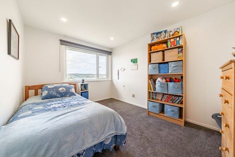 Photo of property in 6 Piko Street, Titahi Bay, Porirua, 5022