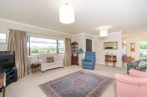 Photo of property in 12 Barnett Drive, Marton, 4710