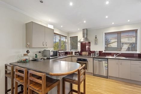 Photo of property in 27 Clouston Park Road, Clouston Park, Upper Hutt, 5018