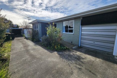 Photo of property in 1/19 Sturrocks Road, Redwood, Christchurch, 8051
